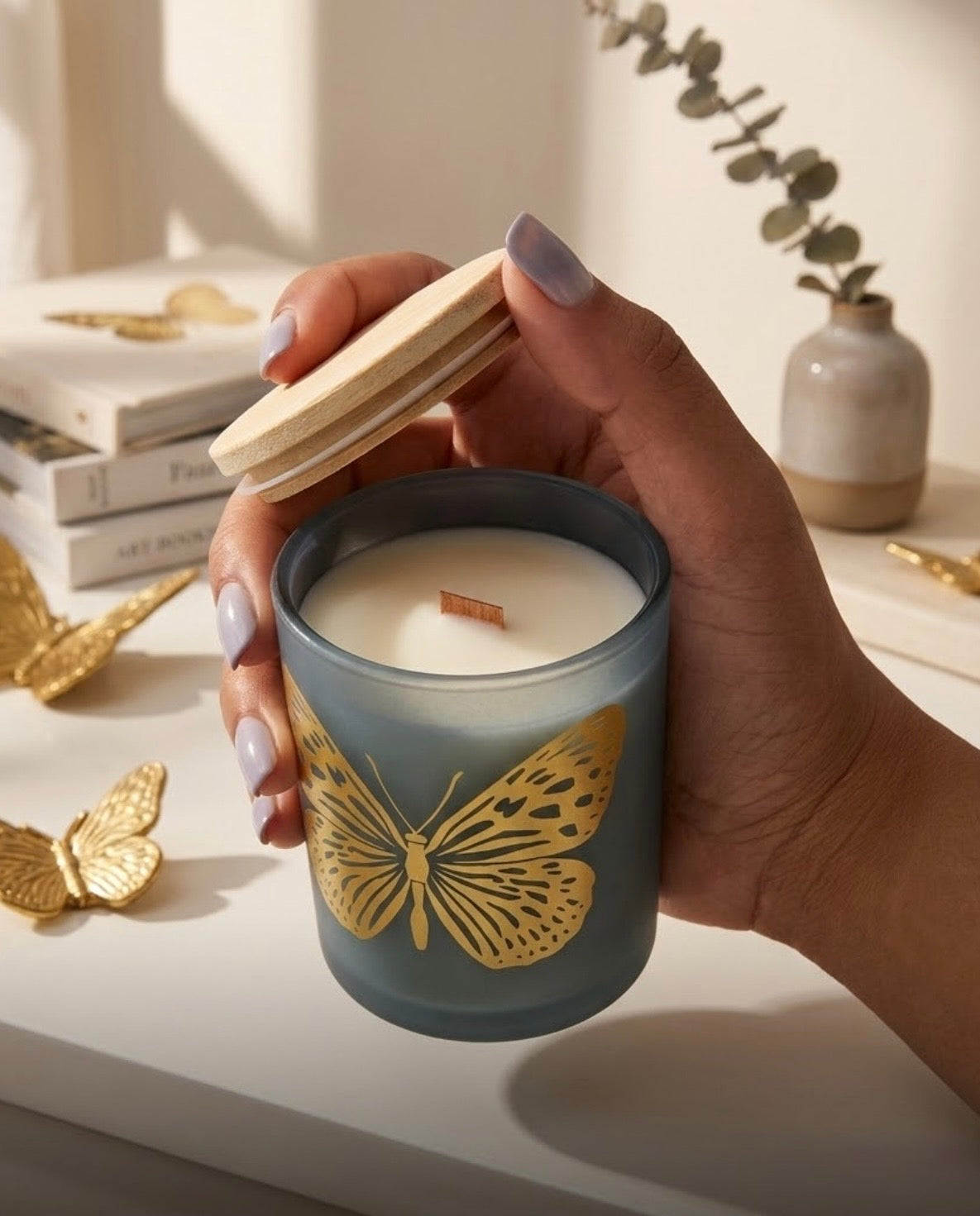 Mayi Divine Flame candle